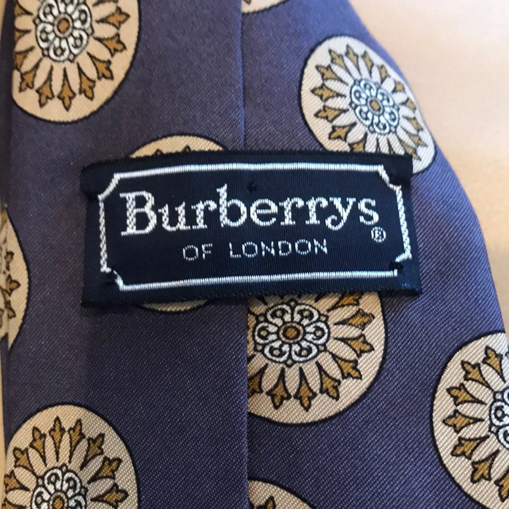 100% silk Burberry tie